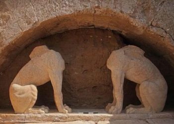 Νέες φωτογραφίες από την ανασκαφή της Αμφίπολης