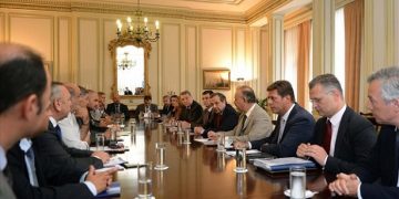 Συνάντηση Σαμαρά – φορέων Βόρειας Ελλάδας. Τι ζήτησαν από τον πρωθυπουργό