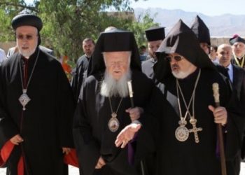 Ο Αρμένιος Πατριάρχης στον Σαμαρά με ευχαριστίες για το Αντιρατσιστικό
