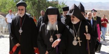 Ο Αρμένιος Πατριάρχης στον Σαμαρά με ευχαριστίες για το Αντιρατσιστικό