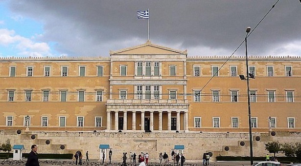 ΑΦΙΕΡΩΜΑ: Για την 40η επέτειο από την αποκατάσταση της Δημοκρατίας
