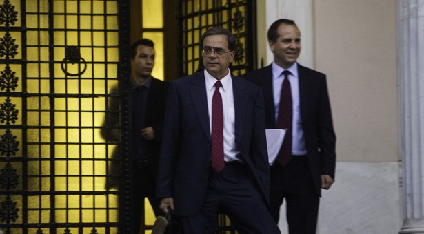 Παρίσι: Τι ζητά η ελληνική κυβέρνηση, τι (δεν) συζητά η τρόικα