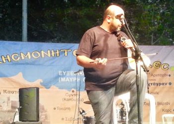 Ο Νίκος Ζωιδάκης ξεσήκωσε το ποντιακό γλέντι στην Πατρίδα Βέροιας! Βίντεο