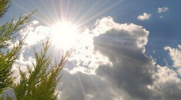 Ηλιοφάνεια και μικρή άνοδος θερμοκρασίας σήμερα