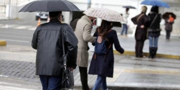 Μικρή πτώση θερμοκρασίας σήμερα – Πού θα βρέξει