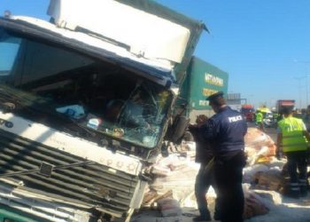 Νέα καραμπόλα με νταλίκα στην Εθνική Οδό