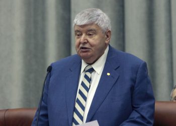 Гавриил Попов, российский экономист и политик греческого происхождения