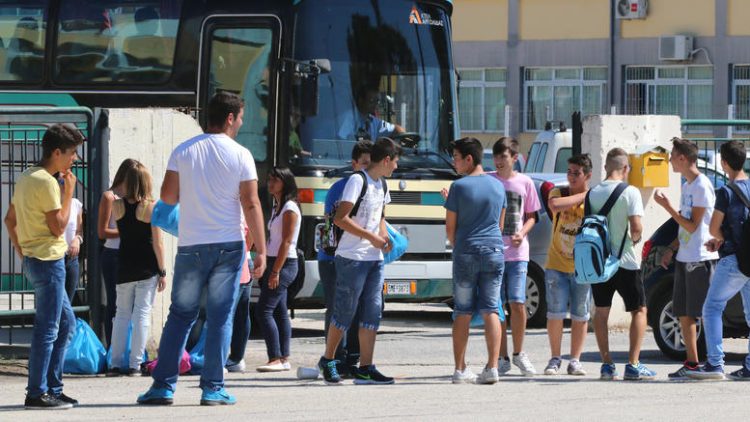 Από αύριο τα δρομολόγια μεταφοράς των μαθητών στη Θεσσαλονίκη