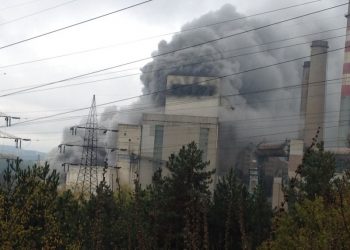 ΑΗΣ Πτολεμαΐδας: Ολική καταστροφή δύο θαλάμων ελέγχου από τη φωτιά