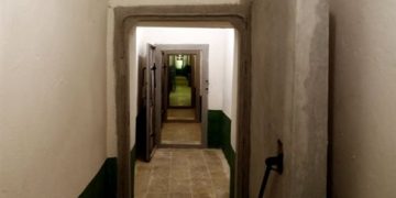 Το καταφύγιο του Χότζα αποκαλύπτει τα μυστικά του