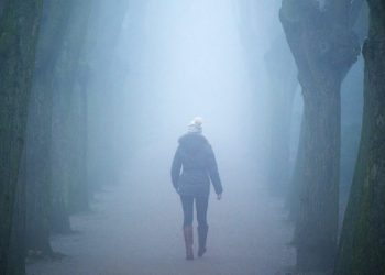 Κυριακή με νοτιάδες, άνοδο της θερμοκρασίας και σκόνη