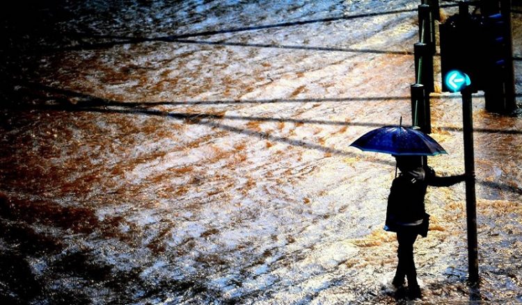 Ισχυρές καταιγίδες από το βράδυ – Έκτακτο δελτίο της ΕΜΥ
