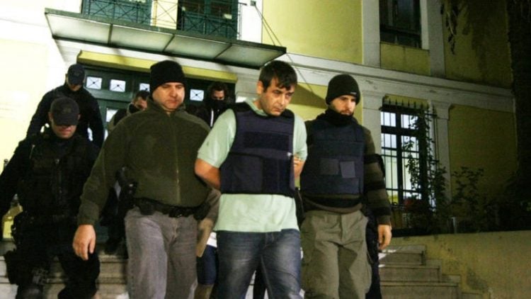 Προφυλακίστηκε ο πιστολέρο του Μικρολίμανου