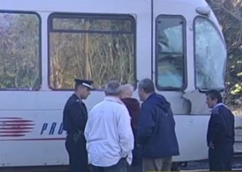 Μετωπική σύγκρουση τρένων στο Ρουφ