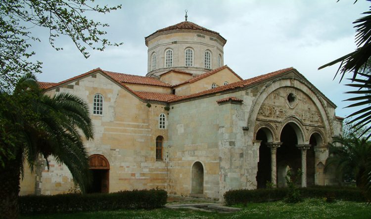 Οι Τούρκοι καταστρέφουν τις εκκλησίες του Πόντου