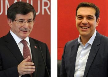 Τσίπρας σε Νταβούτογλου: Μειώστε τις μεταναστευτικές ροές στα νησιά μας
