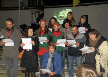 Ένα διαφορετικό χριστουγεννιάτικο δέντρο στήθηκε στο Πάρκο Ποντίων στην Αλεξάνδρεια