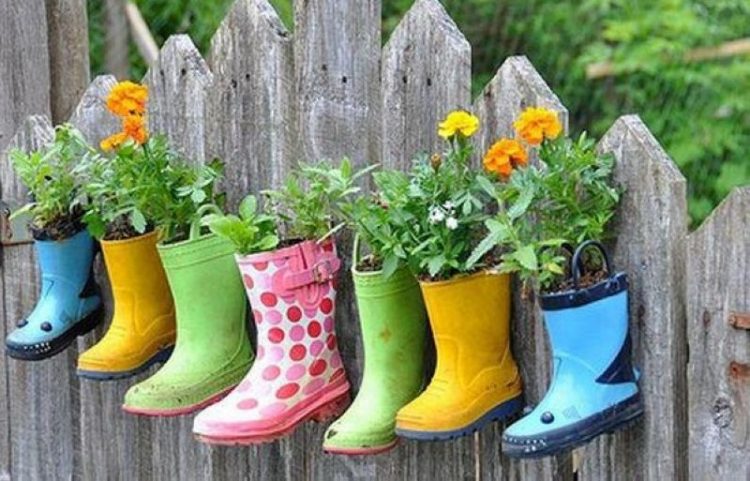 Ανακυκλώνουν... σερφάροντας στη Θεσσαλονίκη