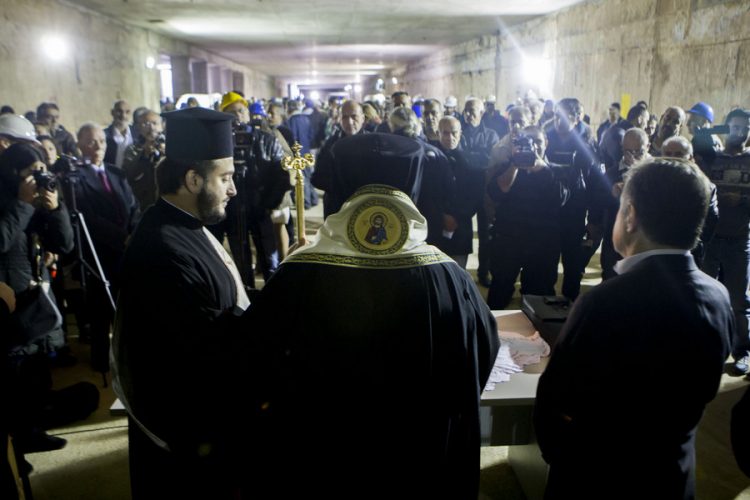 Δοξολογία για τη γιορτή της Αγίας Βαρβάρας στο μετρό Θεσσαλονίκης