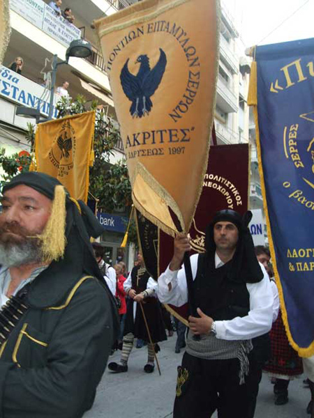 Οι Ακρίτες Σερρών στη φιλανθρωπική εκδήλωση «Το Δέντρο της Αγάπης» (βίντεο)