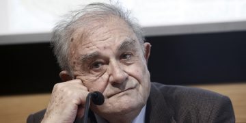 Το τελευταίο αντίο στον Σεραφείμ Φυντανίδη