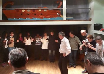 Γάλλοι μαθητές χόρεψαν τίκ’ και ομάλ’ στη Σύρο!