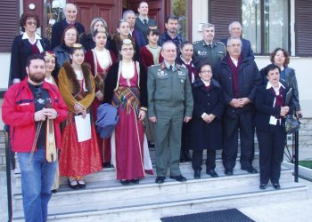Τα ποντιακά κάλαντα ήχησαν σε όλη την Ξάνθη (φωτο)