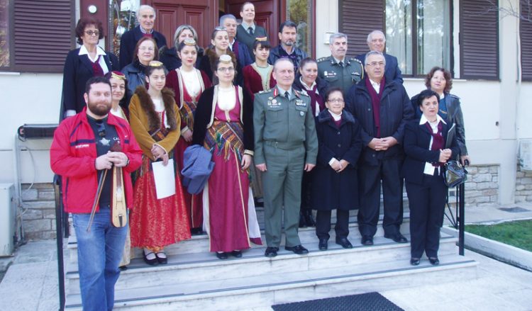 Τα ποντιακά κάλαντα ήχησαν σε όλη την Ξάνθη (φωτο)