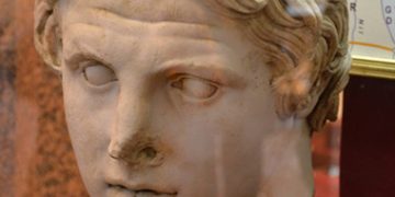 Ο Κυρίζογλου ζητά πίσω τα στρατόπεδα από το ΤΑΙΠΕΔ