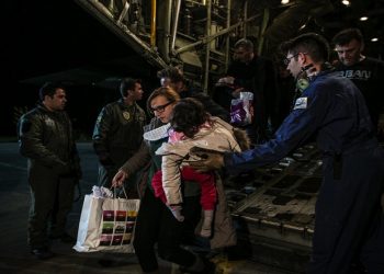 Norman Atlantic: 201 οι Έλληνες διασωθέντες, δύο οι νεκροί, θρίλερ με τους αγνοούμενους