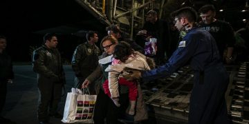 Norman Atlantic: 201 οι Έλληνες διασωθέντες, δύο οι νεκροί, θρίλερ με τους αγνοούμενους