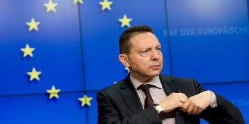 Περίπου 4% ύφεση το 2020 δείχνει το βασικό σενάριο της ΤτΕ