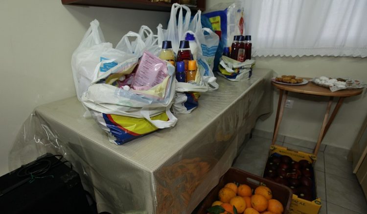 Η Ένωση Ποντίων Δροσιάς Αττικής δίπλα στα παιδιά