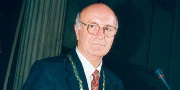 Έφυγε από τη ζωή ο Δημήτρης Τριχόπουλος