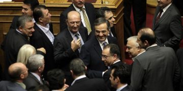 В Греции принят бюджет 2015 года