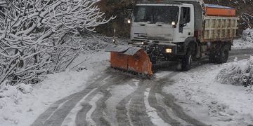 Διακοπή κυκλοφορίας στη Λεωφόρο Πάρνηθος