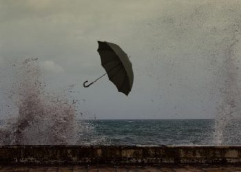 Βροχές και καταιγίδες σε όλη τη χώρα την Κυριακή