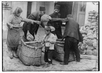 Η Ρένα Δούρου για την 102η επέτειο της Γενοκτονίας των Αρμενίων  - Media Gallery
