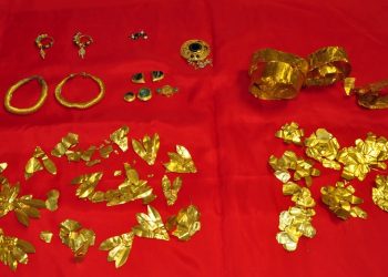 Χρυσά κοσμήματα και λίθους είχε ο αρχαιοκάπηλος στην Αλεξάνδρεια Ημαθίας