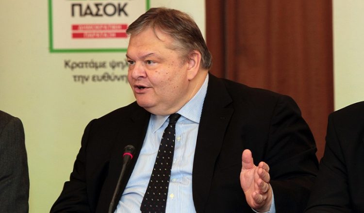 Με συνέδριο απαντά ο Βενιζέλος, άνοιξε το θέμα της διαδοχής στο ΠΑΣΟΚ