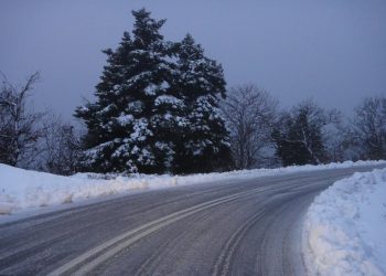 Βροχές, βοριάδες και χιόνια στα ορεινά