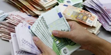 Η Τράπεζα της Ελλάδος διαψεύδει δημοσιεύματα για εκροές καταθέσεων