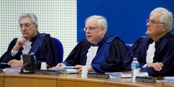 Αμετακίνητος ο Ντογού Περιντσέκ: «Δεν υπήρξε Γενοκτονία των Αρμενίων»