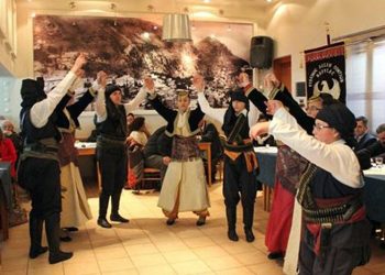 Το χριστουγεννιάτικο δέντρο θα στολίσει η Εύξεινος Λέσχη Ποντίων Νάουσας