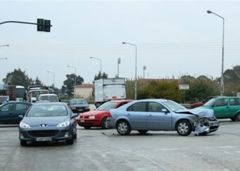 Καραμπόλα στη λεωφόρο Κηφισού