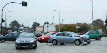 Καραμπόλα στη λεωφόρο Κηφισού