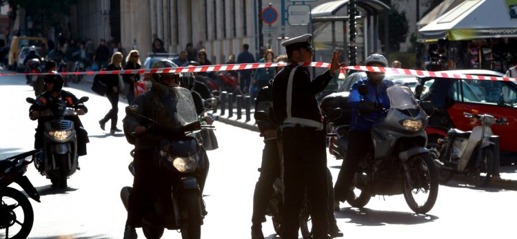 Κυκλοφοριακό κομφούζιο στην εθνική οδό από νταλίκα