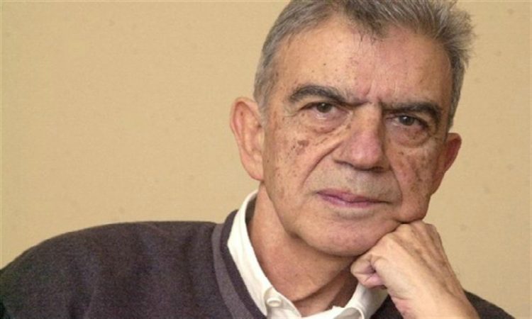 Παραδόθηκε ο συνεργός του δολοφόνου του Μένη Κουμανταρέα