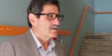 Ο Πελετίδης πρωτοπορεί στην Πάτρα: Δωρεάν ξένες γλώσσες σε μαθητές