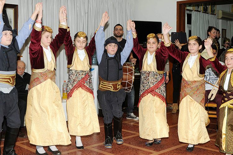 Καλή χρονιά από την Εύξεινο Λέσχη Θεσσαλονίκης! (φωτο)